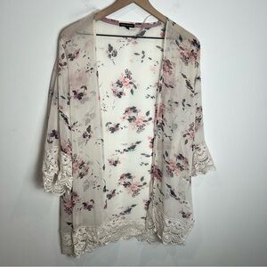 Floral Kimono with Lace Trim